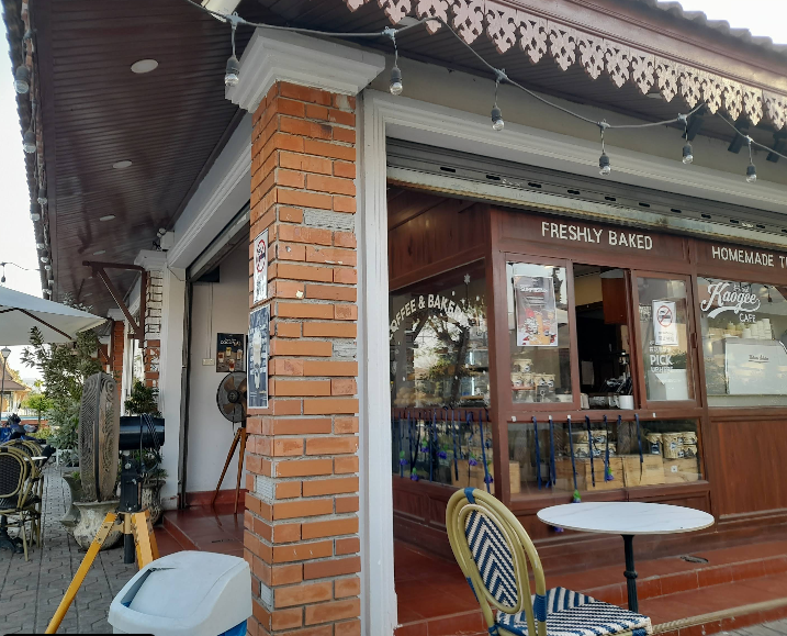 Patu Xay Cafe