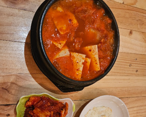 여행자포차 & 카페