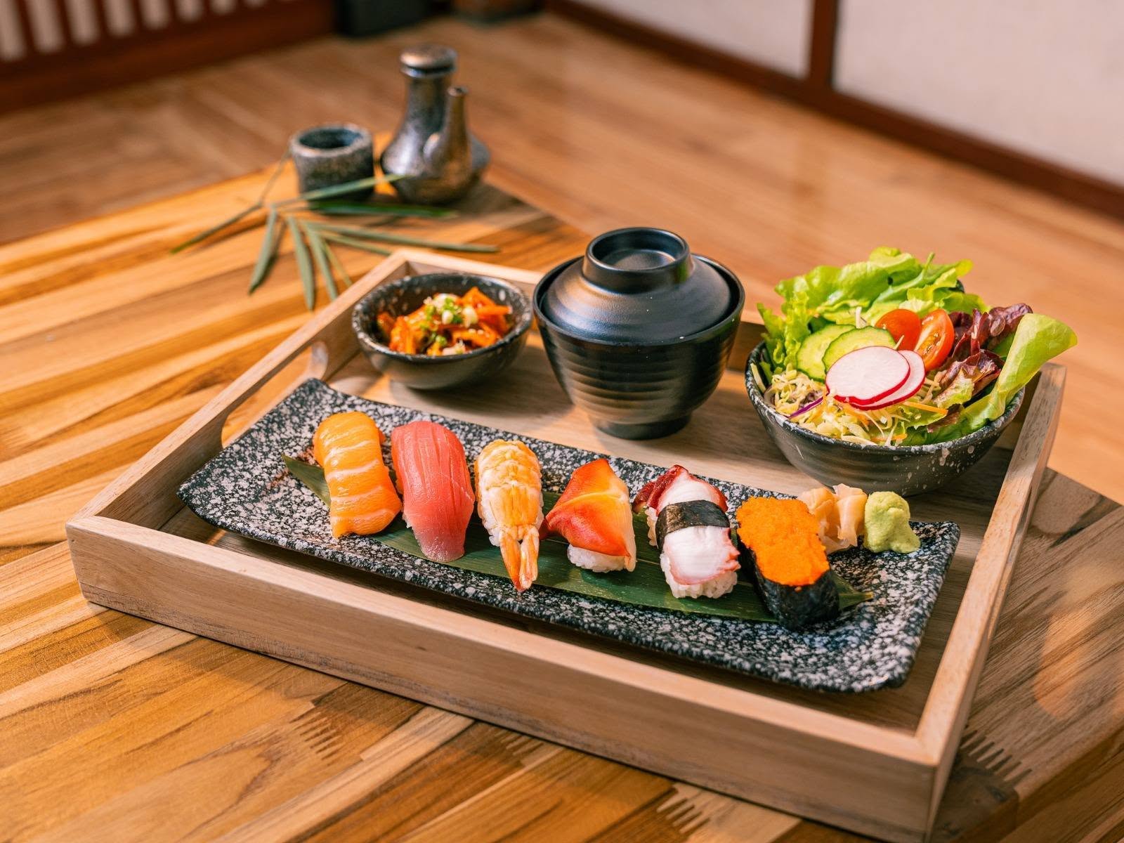 Ichiban Izakaya Sushi & Bar