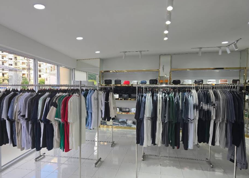 럭셔리아울렛 LUXURY OUTLET LAOS