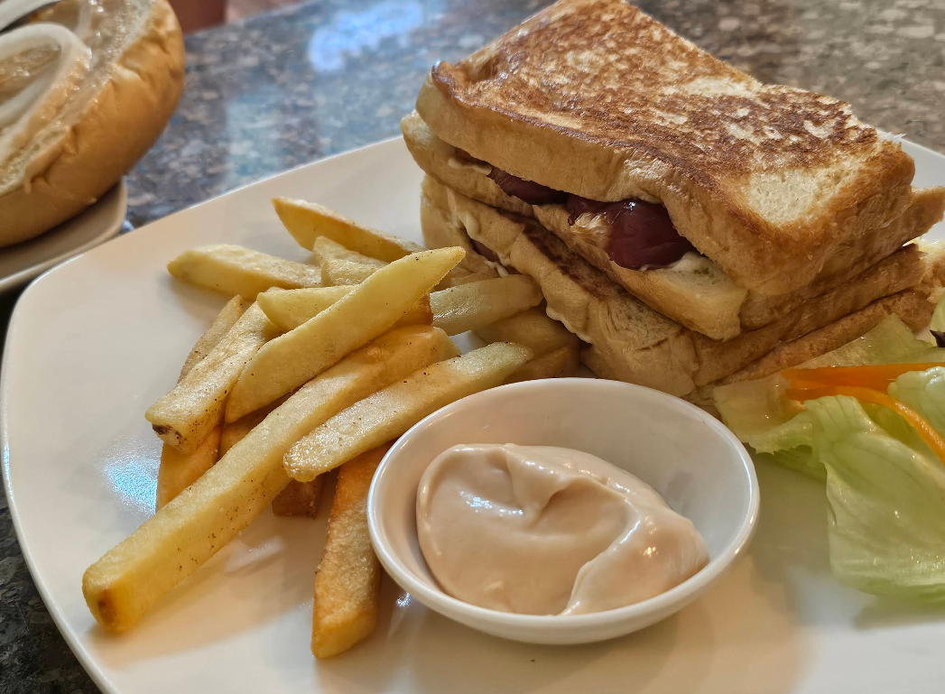 Ray's Grille